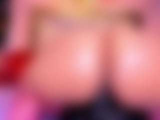 Lorena-gomezz1's Live Sex Cam Show