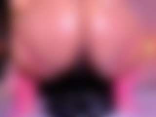 Lorena-gomezz1's Live Sex Cam Show