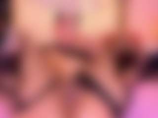 Lorena-gomezz1's Live Sex Cam Show