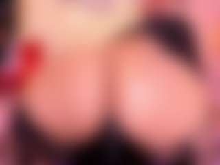 Lorena-gomezz1's Live Sex Cam Show