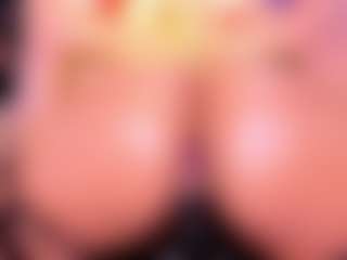 Lorena-gomezz1's Live Sex Cam Show