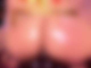 Lorena-gomezz1's Live Sex Cam Show