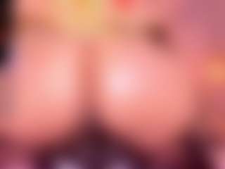 Lorena-gomezz1's Live Sex Cam Show