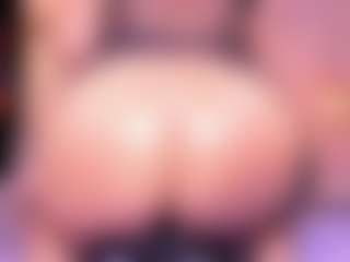 Lorena-gomezz1's Live Sex Cam Show