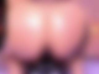 Lorena-gomezz1's Live Sex Cam Show