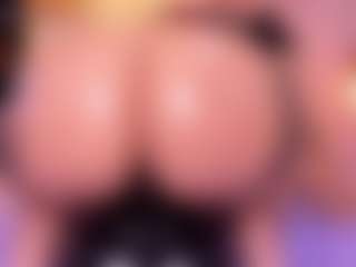 Lorena-gomezz1's Live Sex Cam Show