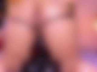 Lorena-gomezz1's Live Sex Cam Show
