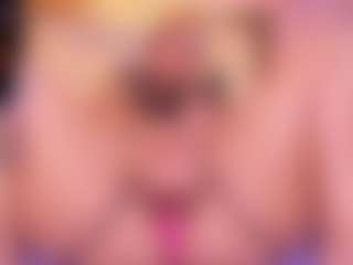 Lorena-gomezz1's Live Sex Cam Show
