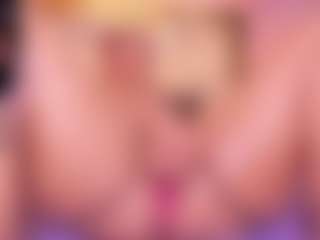 Lorena-gomezz1's Live Sex Cam Show
