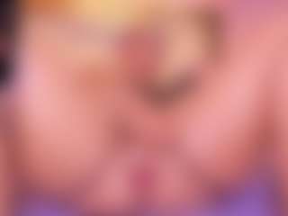 Lorena-gomezz1's Live Sex Cam Show