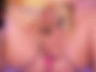 Lorena-gomezz1's Live Sex Cam Show