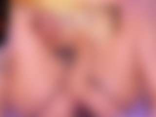 Lorena-gomezz1's Live Sex Cam Show