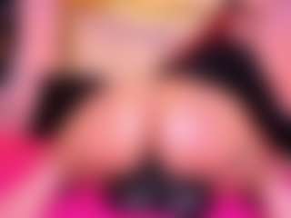 Lorena-gomezz1's Live Sex Cam Show