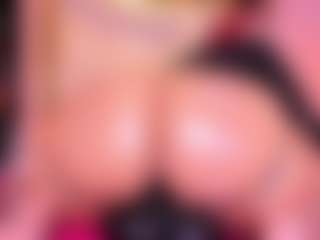 Lorena-gomezz1's Live Sex Cam Show