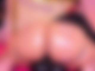 Lorena-gomezz1's Live Sex Cam Show