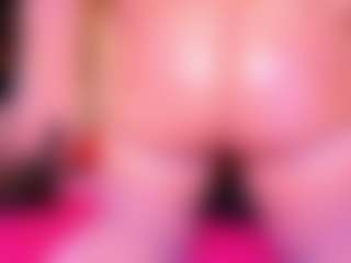 Lorena-gomezz1's Live Sex Cam Show