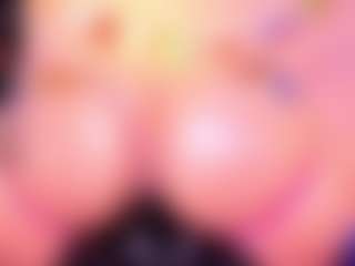 Lorena-gomezz1's Live Sex Cam Show