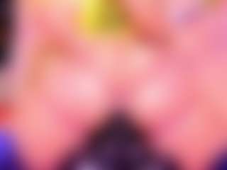 Lorena-gomezz1's Live Sex Cam Show