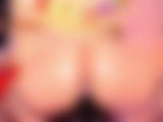 Lorena-gomezz1's Live Sex Cam Show