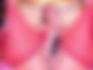 Lorena-gomezz1's Live Sex Cam Show
