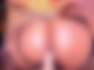 Lorena-gomezz1's Live Sex Cam Show