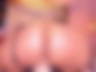 Live cam show with Lorena-gomezz1 - Camel Toe on Uber Horny