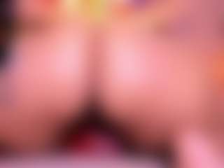 Lorena-gomezz1's Live Sex Cam Show