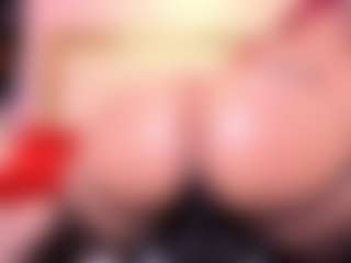 Lorena-gomezz1's Live Sex Cam Show