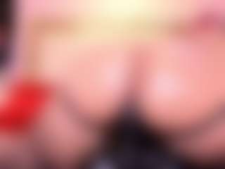 Lorena-gomezz1's Live Sex Cam Show