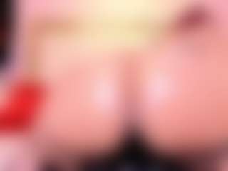 Lorena-gomezz1's Live Sex Cam Show