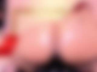 Lorena-gomezz1's Live Sex Cam Show