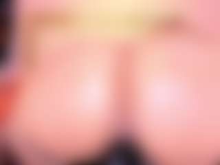 Lorena-gomezz1's Live Sex Cam Show