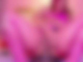 Lorena-gomezz1's Live Sex Cam Show