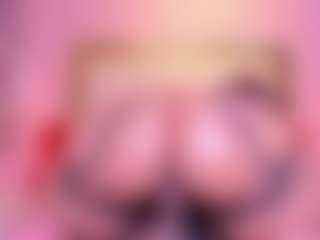 Lorena-gomezz1's Live Sex Cam Show