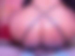 Lorena-gomezz1's Live Sex Cam Show