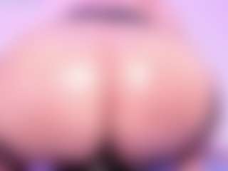 Lorena-gomezz1's Live Sex Cam Show