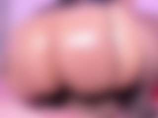 Lorena-gomezz1's Live Sex Cam Show