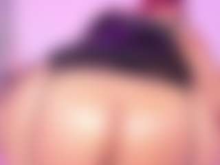 Lorena-gomezz1's Live Sex Cam Show