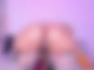 Lorena-gomezz1's Live Sex Cam Show