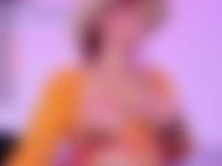 Lorena-gomezz1's Live Sex Cam Show