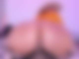 Lorena-gomezz1's Live Sex Cam Show