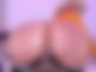 Lorena-gomezz1's Live Sex Cam Show