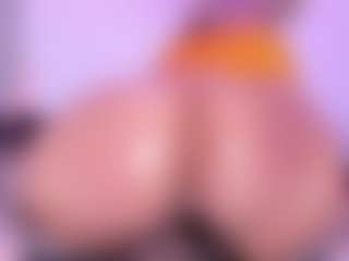 Lorena-gomezz1's Live Sex Cam Show