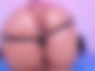 Lorena-gomezz1's Live Sex Cam Show