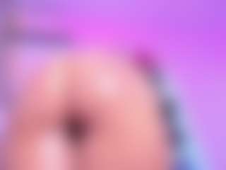 Lorena-gomezz1's Live Sex Cam Show