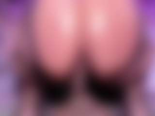 Lorena-gomezz1's Live Sex Cam Show