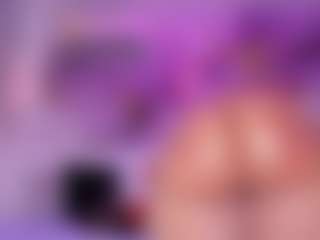 Lorena-gomezz1's Live Sex Cam Show