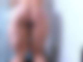 Lorena-gomezz1's Live Sex Cam Show