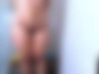 Lorena-gomezz1's Live Sex Cam Show