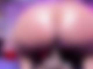 Lorena-gomezz1's Live Sex Cam Show